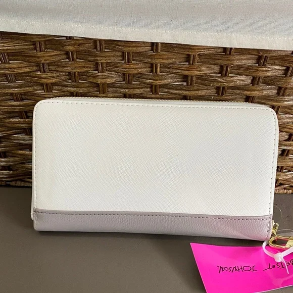 NWT BETSEY JOHNSON Floral Wallet with Pink Flowers - Picture 2 of 8